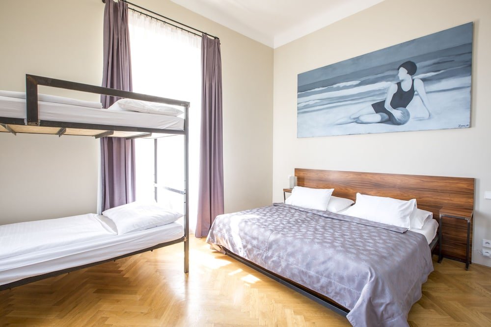 Sophie's Hostel Room Type - Studio, Ensuite