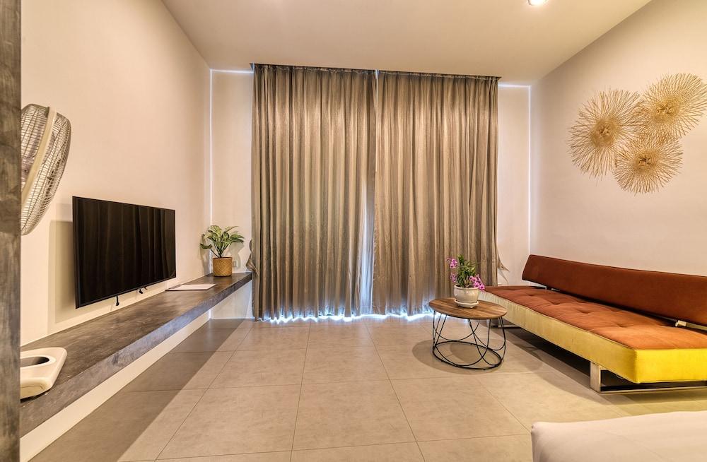 Baan Rawee Apartments - Tap to explore photos