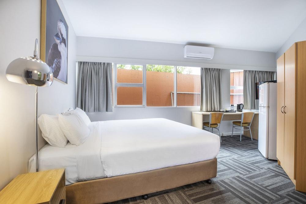 Meadow Inn Hotel-Motel - Tap to explore photos