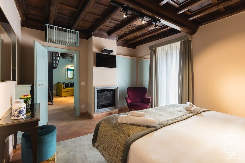 Maison Giulia Rome Price Address Reviews Maison giulia in rome welcomes you in a residence located in rome's historical center, which is full of charm. makemytrip