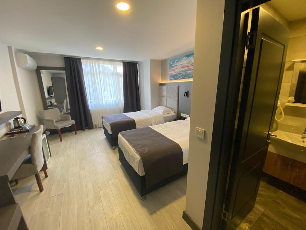Sahil Hotel Pendik - Tap to explore photos