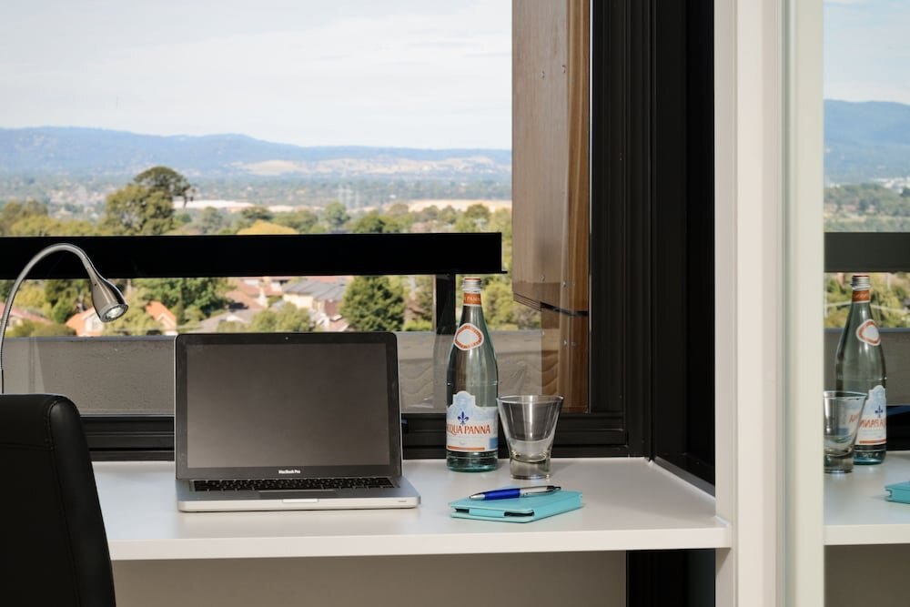 Park Avenue - IKON Glen Waverley Room Type - Apartment, 1 Bedroom, Kitchen