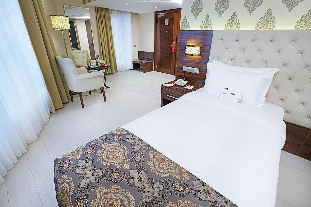 World Point Hotel Istanbul - Tap to explore photos
