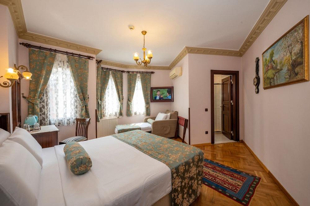 Osmanhan Hotel Room Type - Triple Room