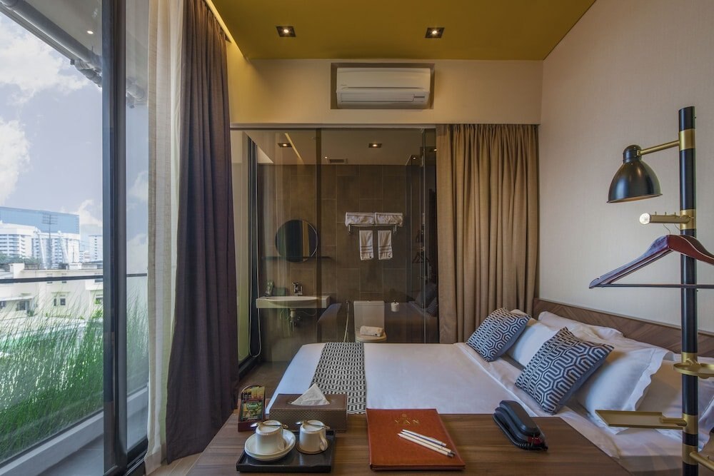 Hotel YAN Room Type - Deluxe Double with Balcony