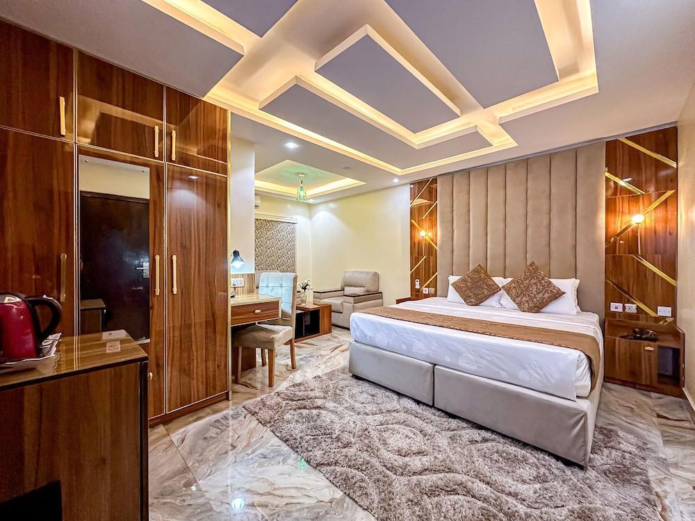 Parkview Astoria Hotel Room Type - Deluxe Single Room
