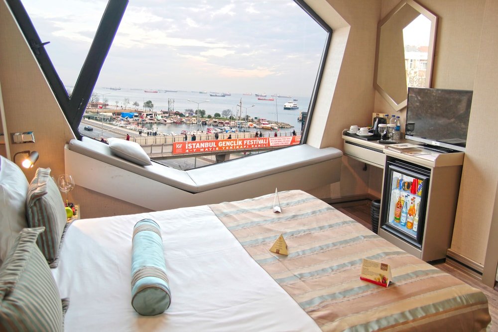 Portwort Hotel Room Type - Deluxe Double Room, Sea View Portwort Hotel Room Type - Deluxe Double Room, Sea View