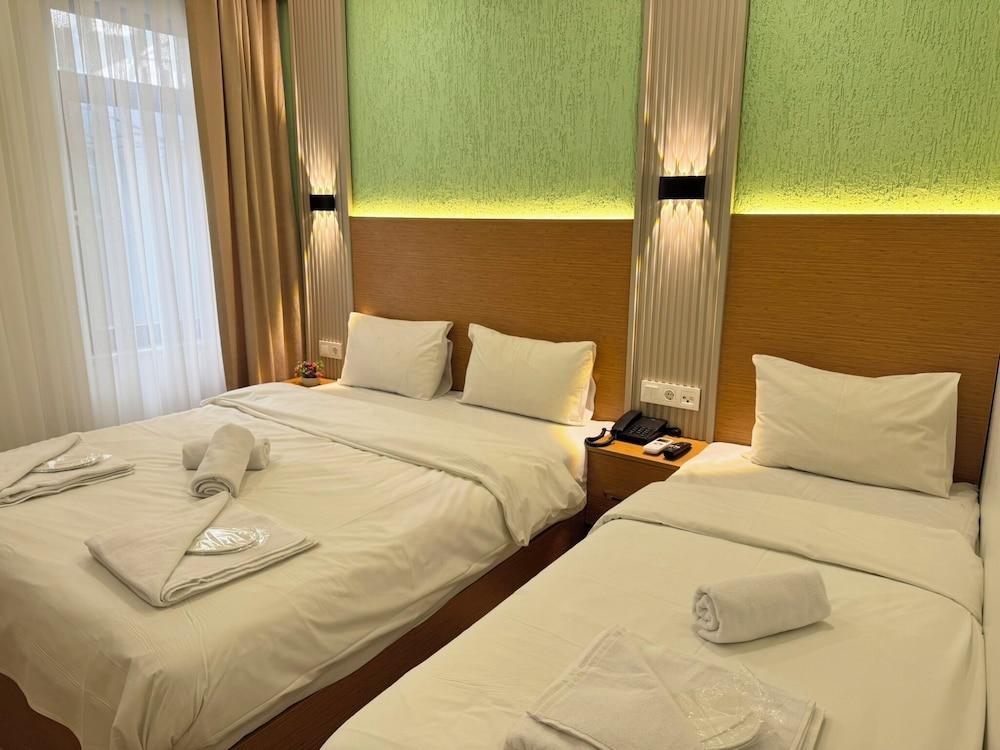 NOVIVA HOTEL Taksim Room Type - Standard Triple Room NOVIVA HOTEL Taksim Room Type - Standard Triple Room