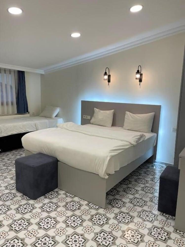 NOVIVA HOTEL Taksim Room Type - Superior Room, 2 Bedrooms, Balcony, City View