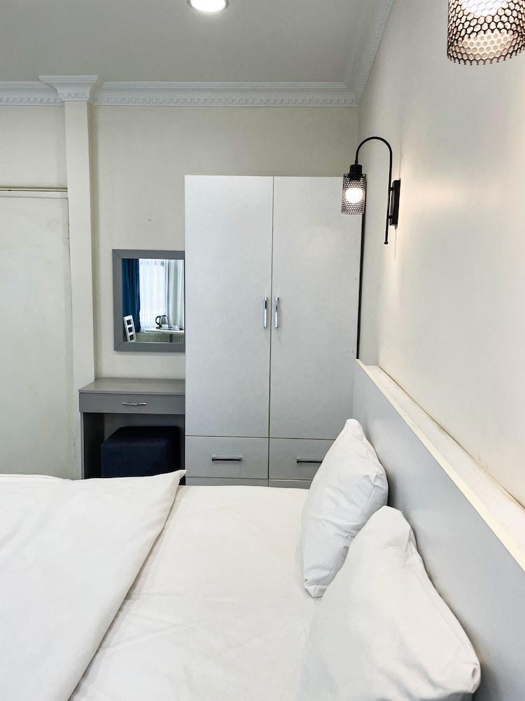 NOVIVA HOTEL Taksim - Tap to explore photos