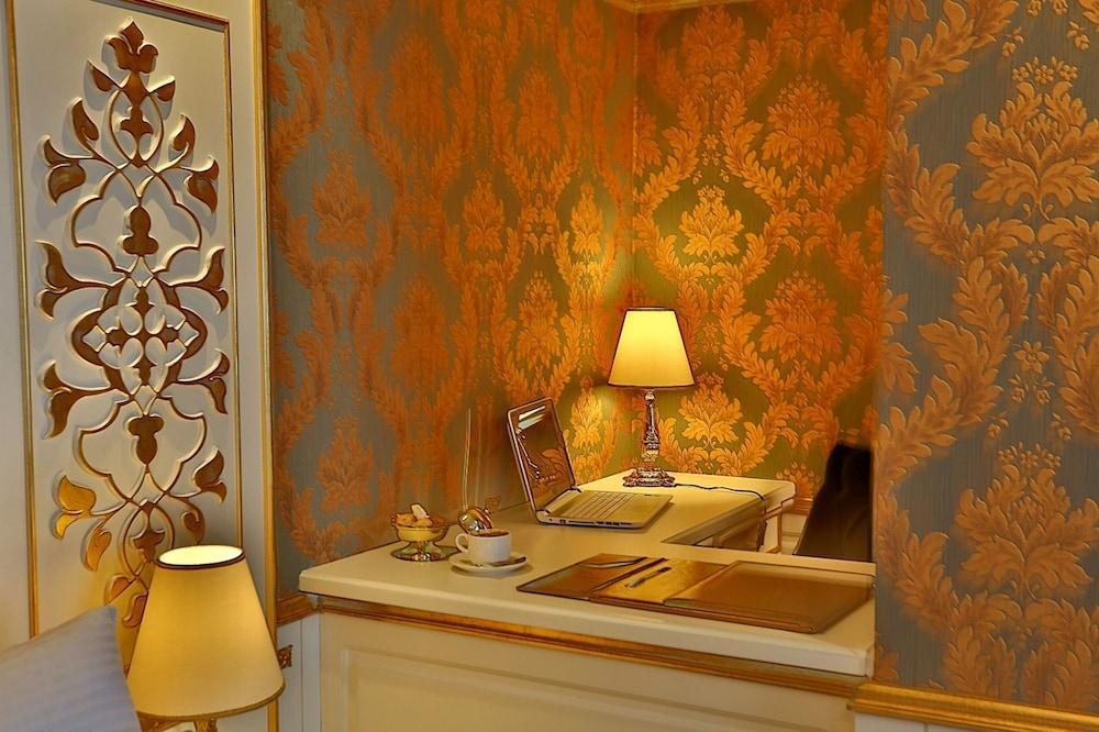 Hotel Emirhan Palace - Tap to explore photos