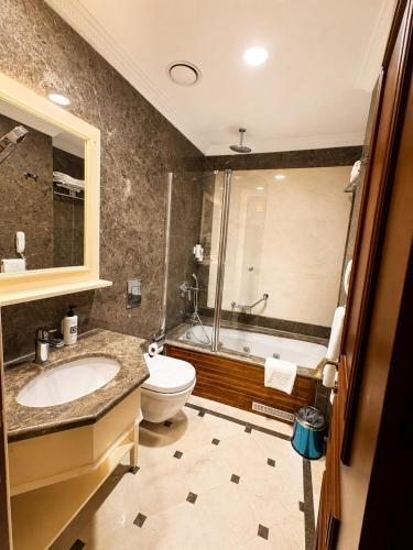 GLK PREMIER Sea Mansion Suites & Spa - Special Class - Tap to explore photos