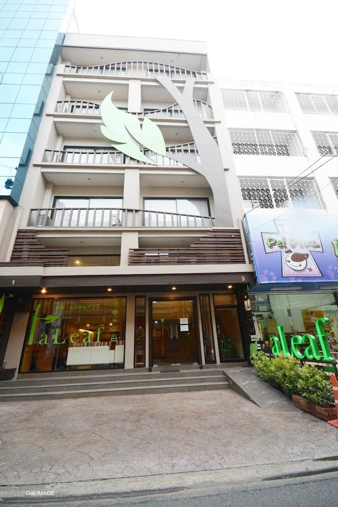 Aleaf Bangkok Hotel - Tap to explore photos