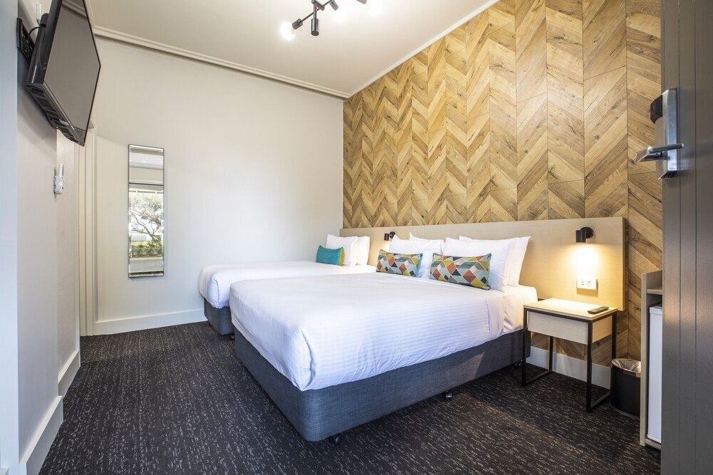 Nightcap at Sylvania Hotel Room Type - Studio Double & Extra Bed