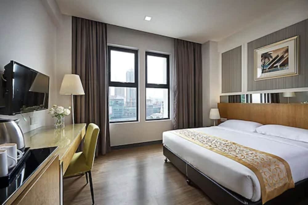 Hotel Transit Kuala Lumpur Room Type - Standard Room, 1 Queen Bed Hotel Transit Kuala Lumpur Room Type - Standard Room, 1 Queen Bed