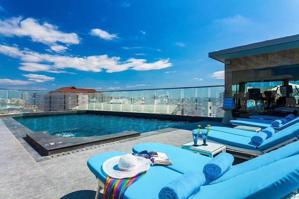 SHILAT Avenue Pattaya Hotel - Tap to explore photos