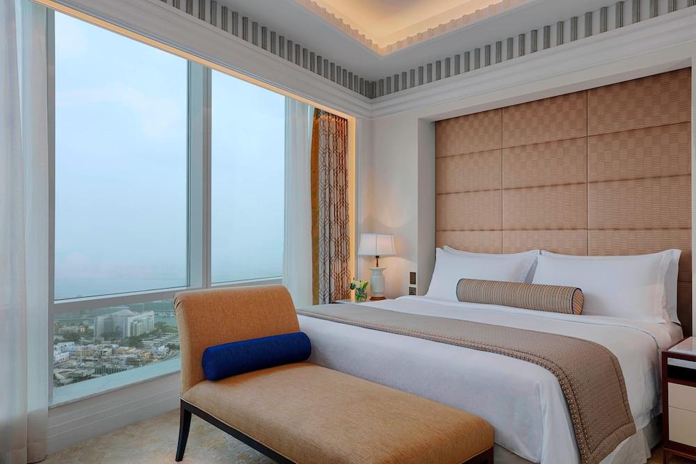 The St. Regis Abu Dhabi by Marriott Room Type - Junior Suite, 1 Bedroom, City View
