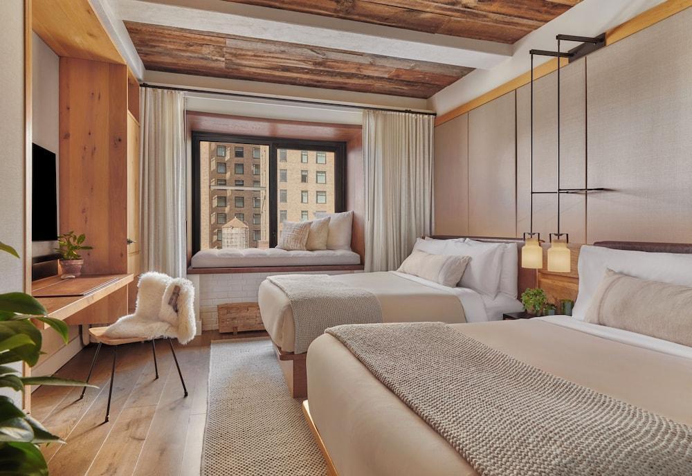 1 Hotel Central Park Room Type - City View, 2 Double Beds