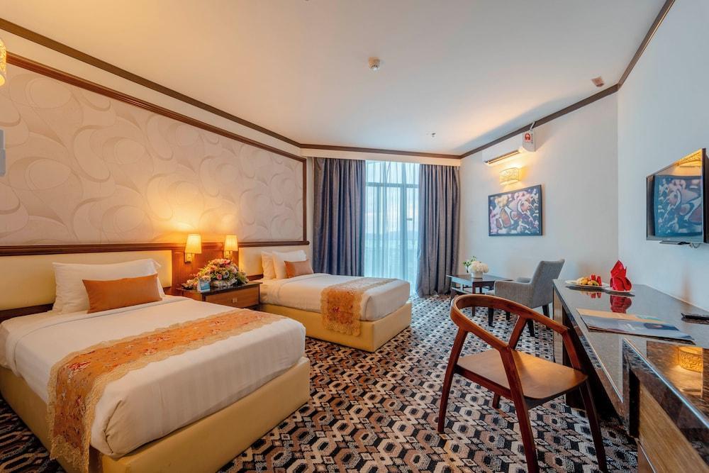 Adya Hotel Kuah Langkawi Room Type - Deluxe Twin Partial Seaview