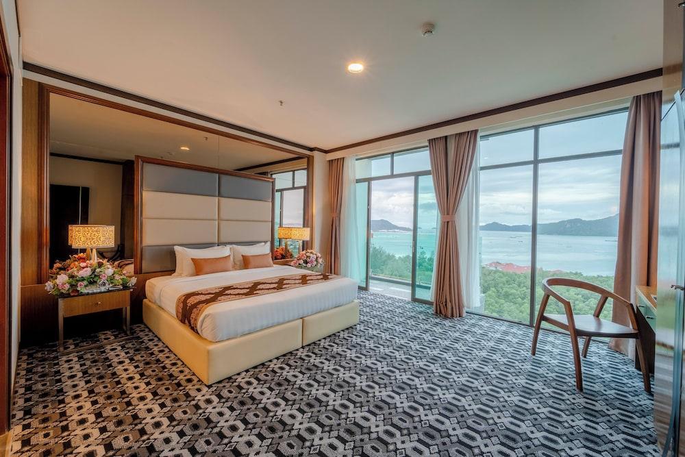 Adya Hotel Kuah Langkawi Room Type - Premier Suite