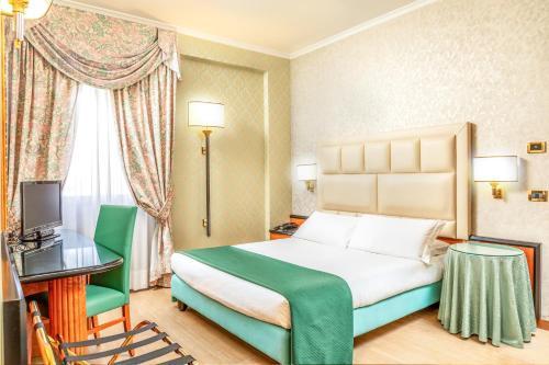 Hotel Principe - Tap to explore photos