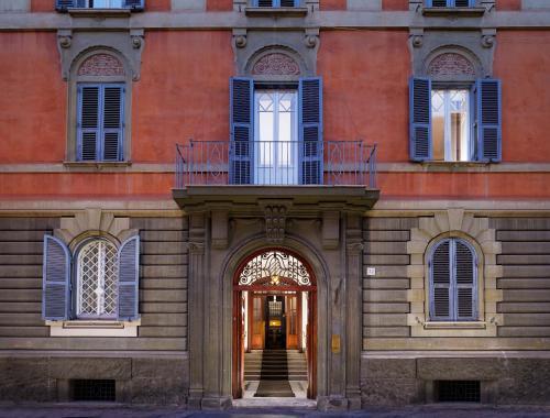 San Pietro Boutique Rooms - Tap to explore photos