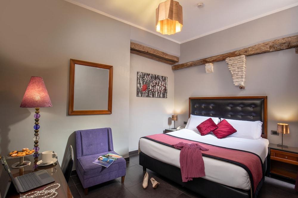 Hotel Navona Colors Room Type - Standard Double Room
