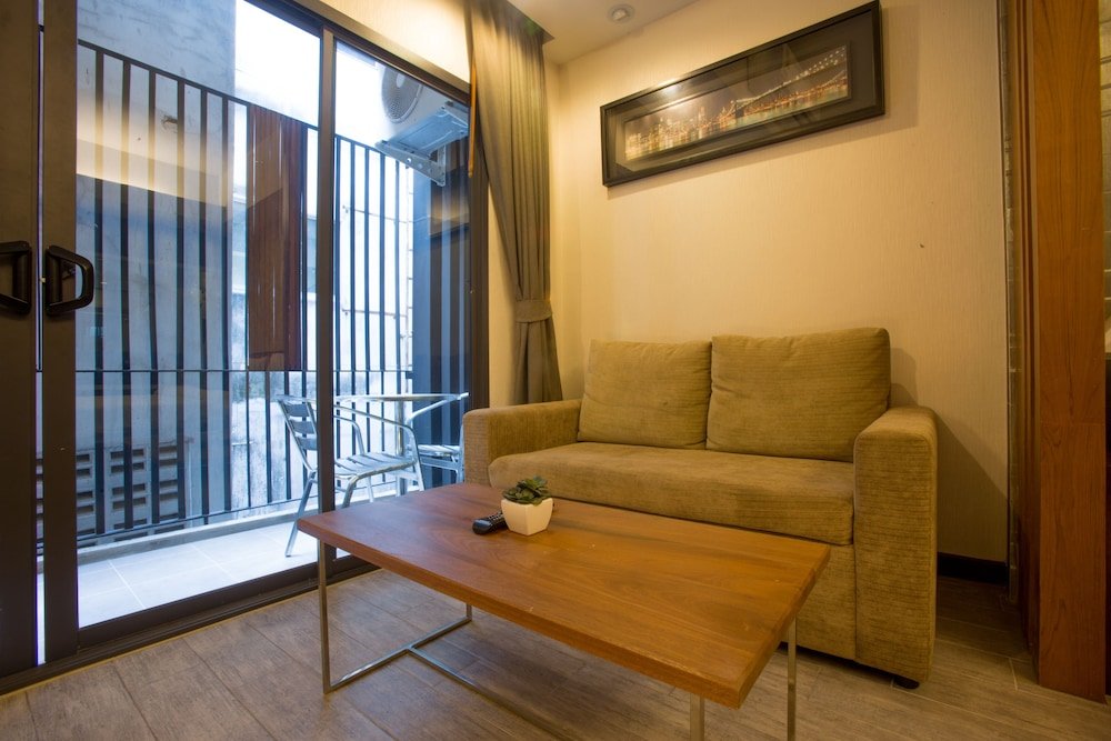 Inn Residence Serviced Suites Pattaya - Tap to explore photos