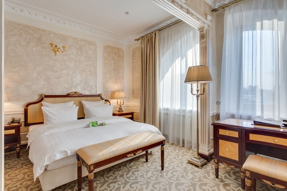 The Rooms Boutique Hotel - Tap to explore photos