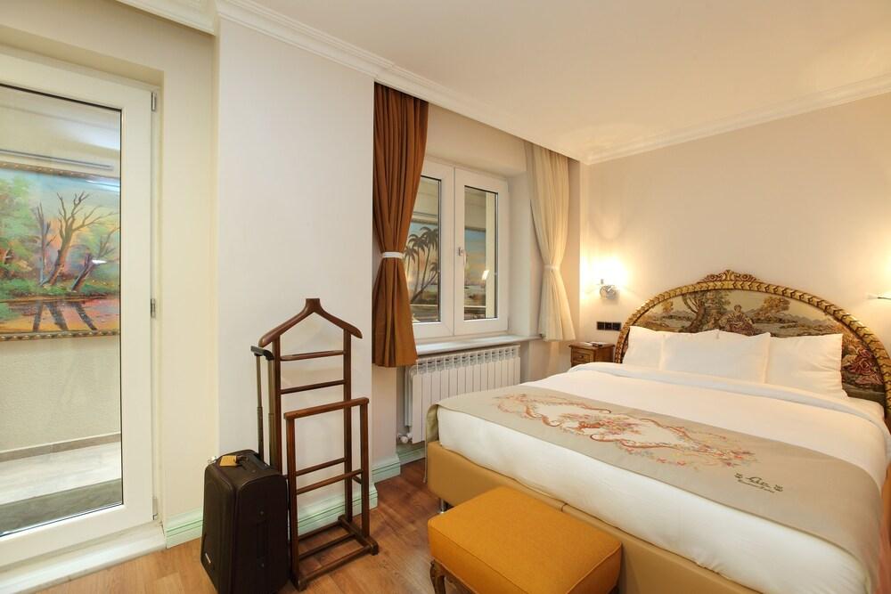 Lir Residence Suites - Tap to explore photos