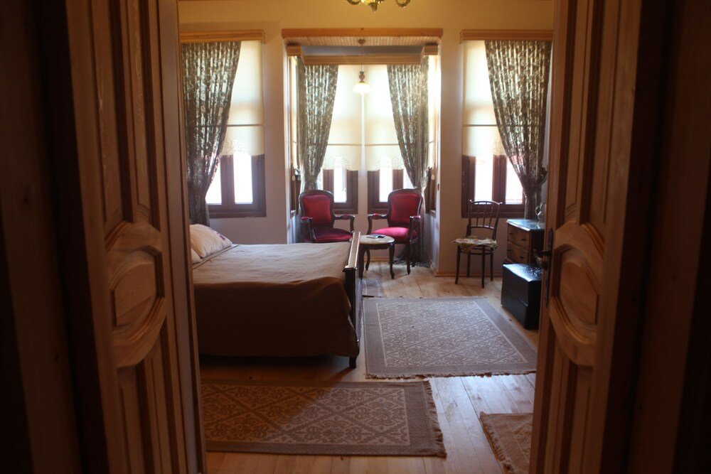 Tom Square Boutique Hotel Room Type - Exclusive Suite, 1 Bedroom