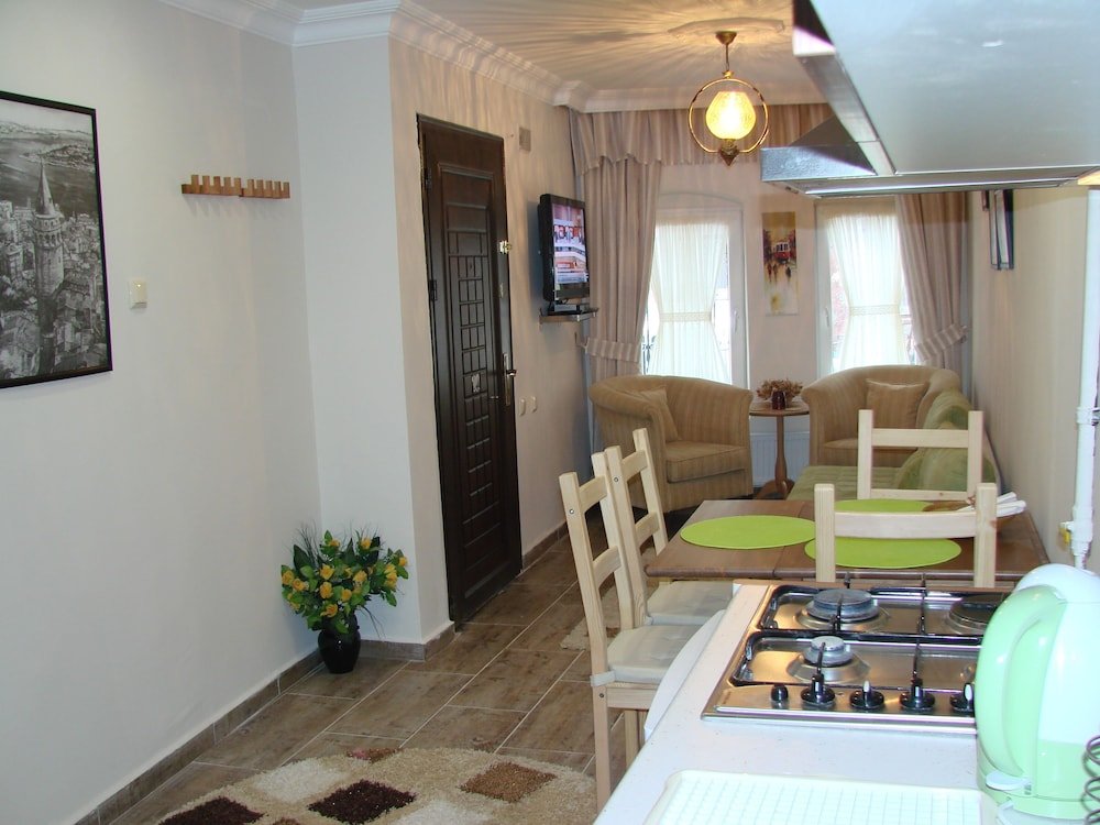 Tom Square Boutique Hotel Room Type - Family Duplex