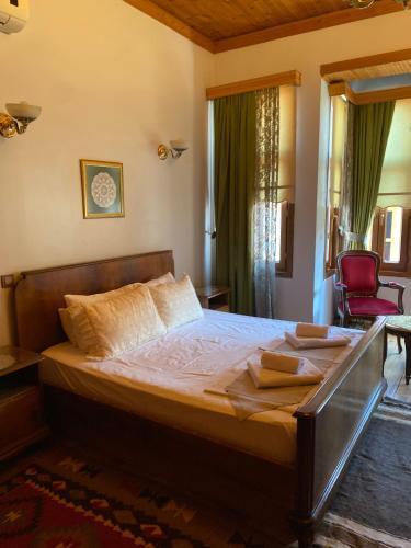 Tom Square Boutique Hotel - Tap to explore photos