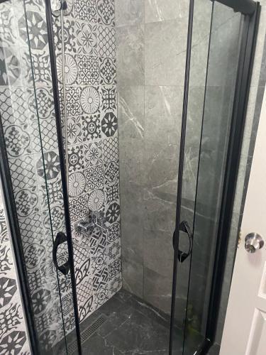 Tom Square Boutique Hotel - Tap to explore photos