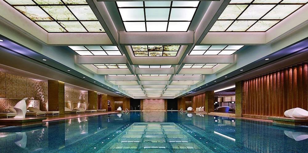 Mandarin Oriental Pudong, Shanghai - Tap to explore photos