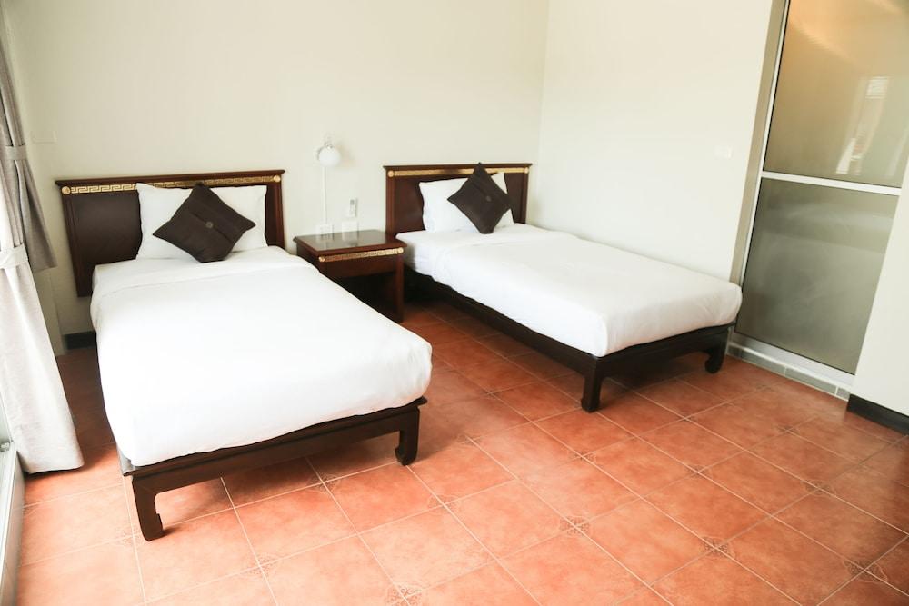 Hotel de Karon Room Type - Standard Room