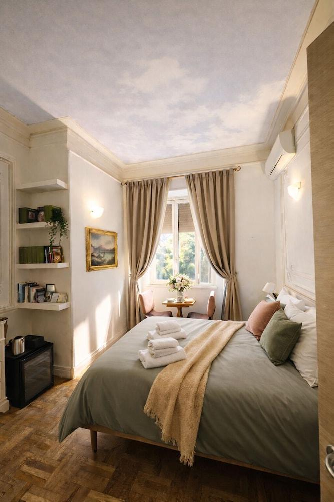 Suites Piazza del Popolo Room Type - Comfort Double Room (Private External Bathroom)