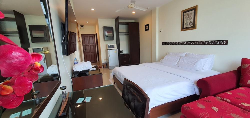At 1150 villa Room Type - Studio (Prestige)