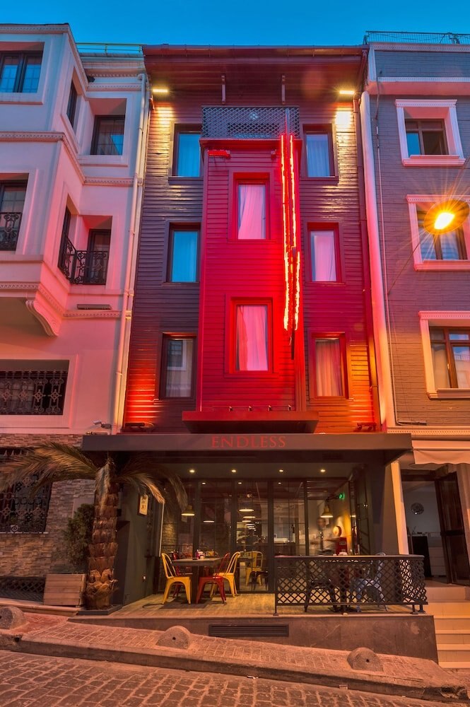 Taksim Nis Hotel - Tap to explore photos