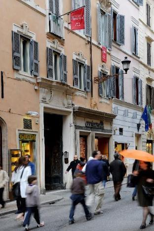 Residenza Frattina - Tap to explore photos