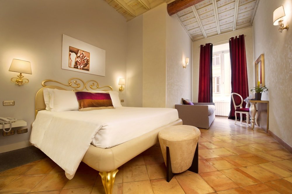 Residenza Frattina Room Type - Quadruple Room Residenza Frattina Room Type - Quadruple Room