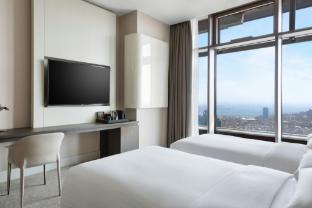 Istanbul Marriott Hotel Sisli - Tap to explore photos