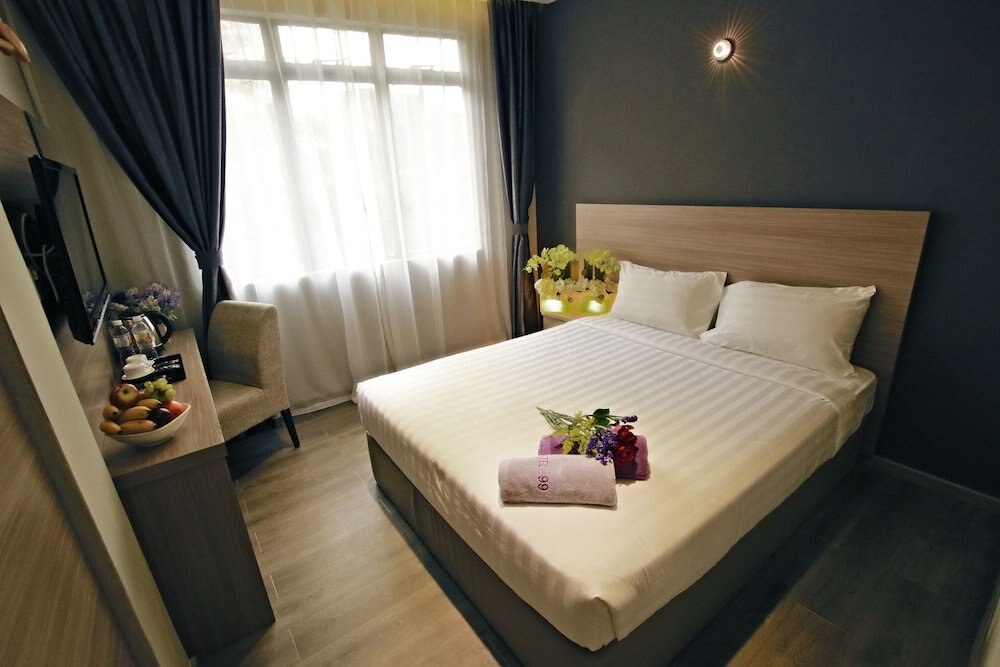Hotel 99 Pudu Room Type - Superior Queen Room with Window Hotel 99 Pudu Room Type - Superior Queen Room with Window