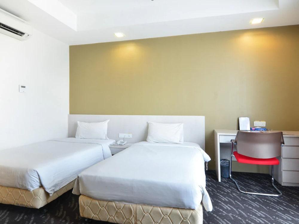 Palette KL Sentral Station Formerly Scott Hotel Room Type - Deluxe Twin