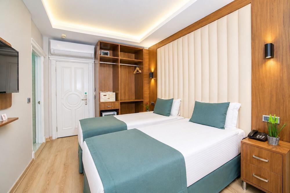 Weingart Black Tulip Room Type - Standard Room