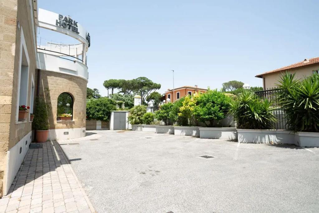Cervara Park Hotel - Tap to explore photos