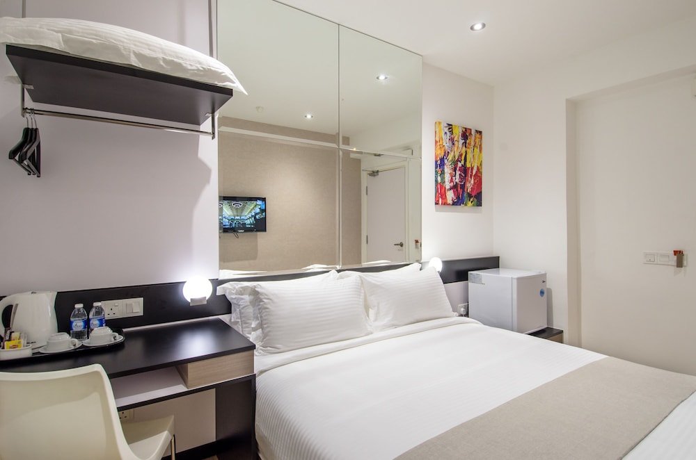 12FLY Hotel Room Type - Standard Double Room, No Windows