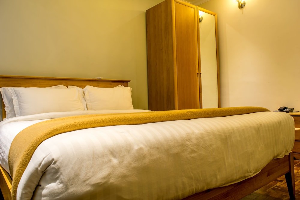 Retreat Serviced Apartments - Tap to explore photos