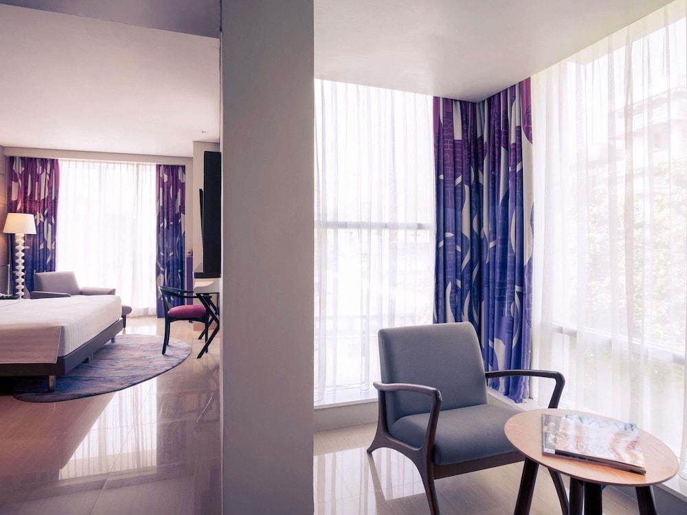 Mercure Jakarta Sabang Room Type - Privilege Room with Double Bed