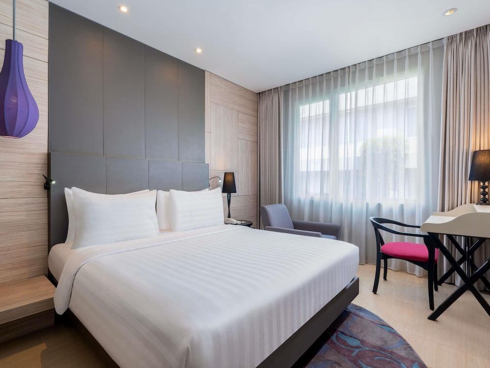 Mercure Jakarta Sabang Room Type - Superior Double Room, 1 Double Bed